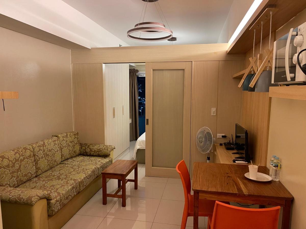 Netflix- Destina Stays At Jazz Residences Makati, Metromanila マカティ エクステリア 写真